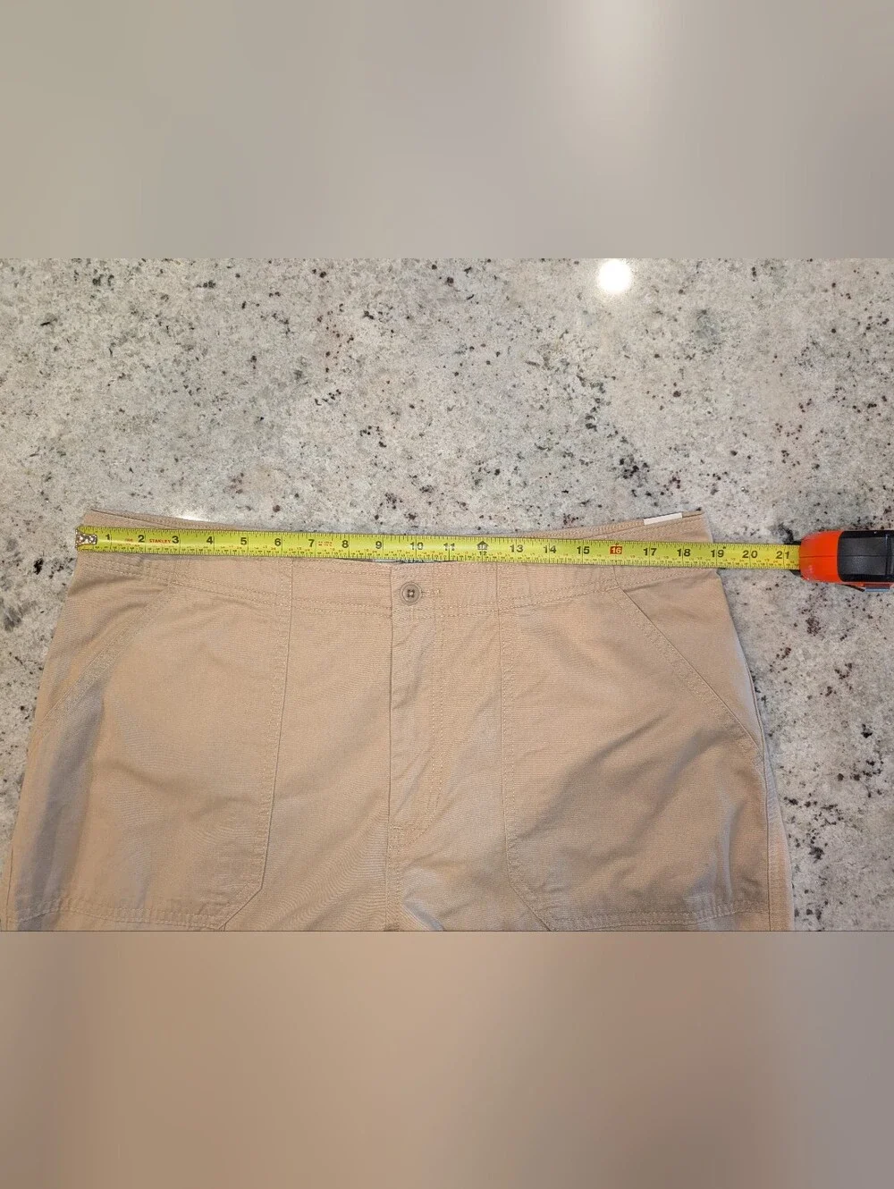 NWT Abercrombie & Fitch Men's Tan Cargo Pants Size 33x32 Relaxed Utility Pockets